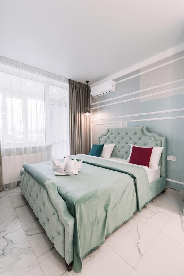 Royal Tower Vip Smart Apartments 1 Kyiv Exterior photo